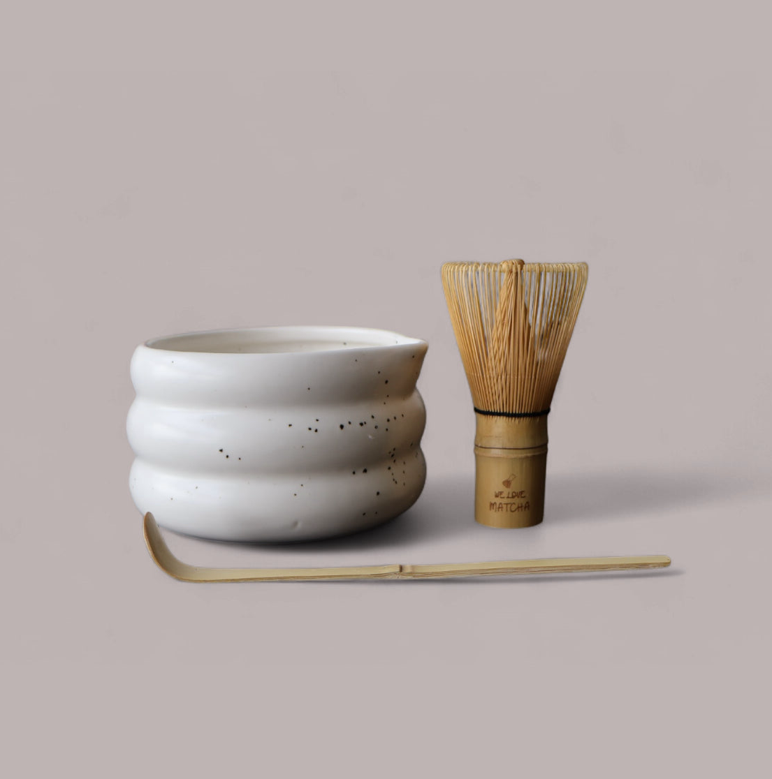 Matcha starterset van WeLoveMatcha met kom, bamboe whisk en lepel